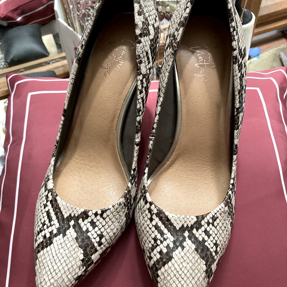 Crown Vintage snake print chunky heels